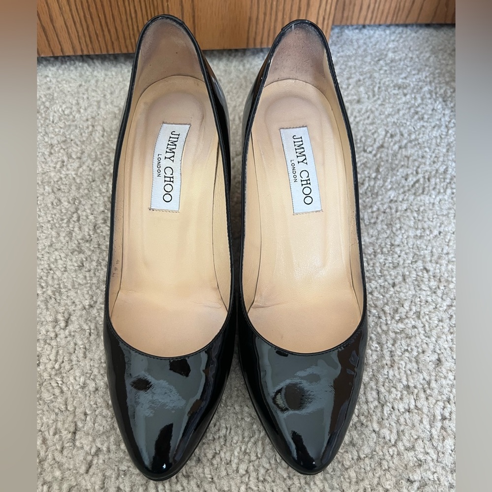 Jimmy Choo LIKE NEW Black Patent Leather Wedge Heel Pumps EUR 37 | US 7